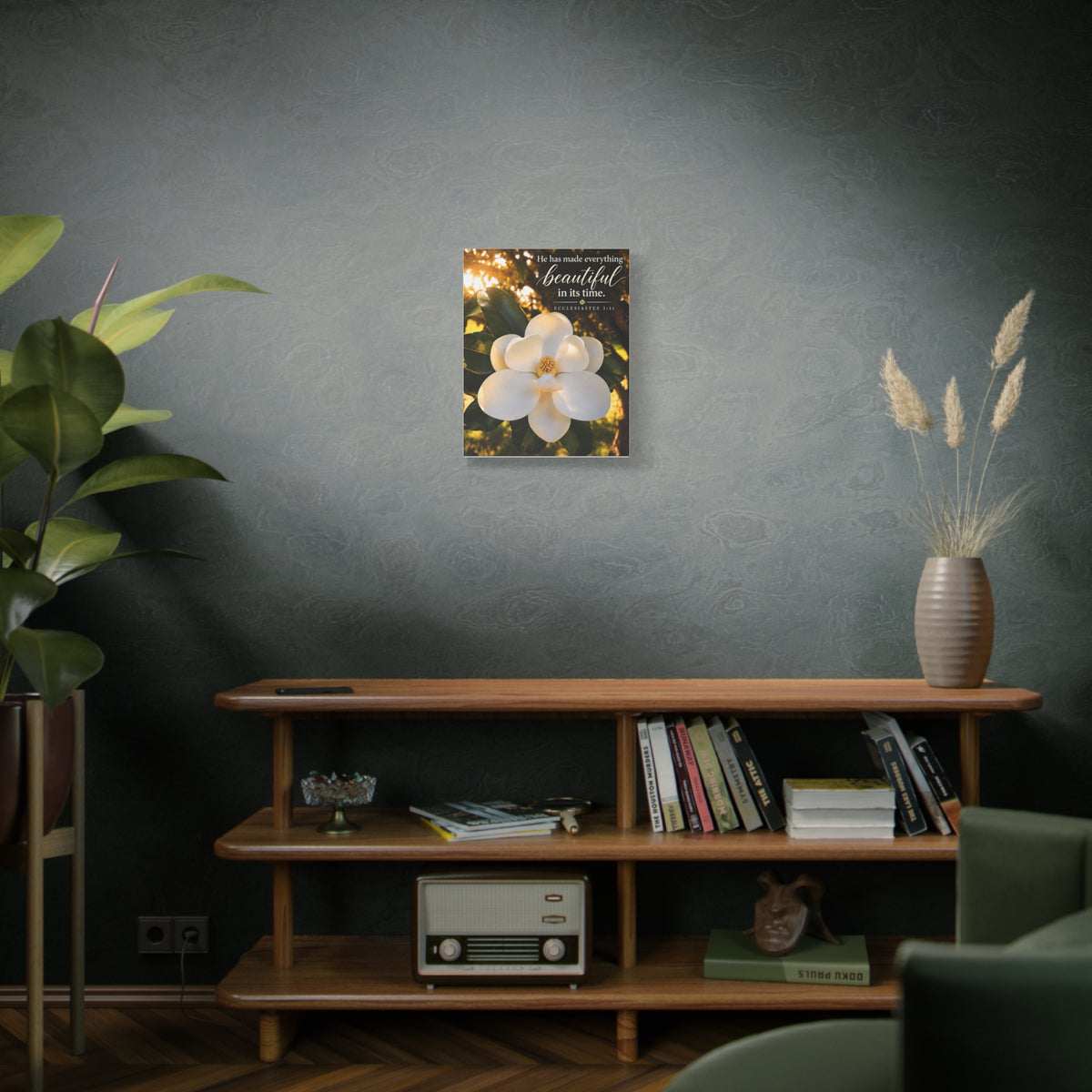 Made Beautiful Magnolia - Canvas